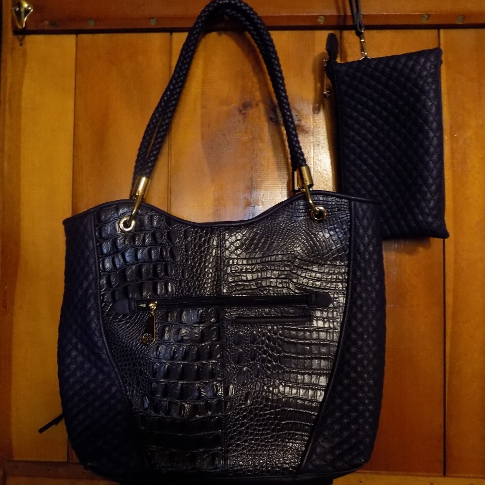 MC Marc Purse - Picture 3 of 11